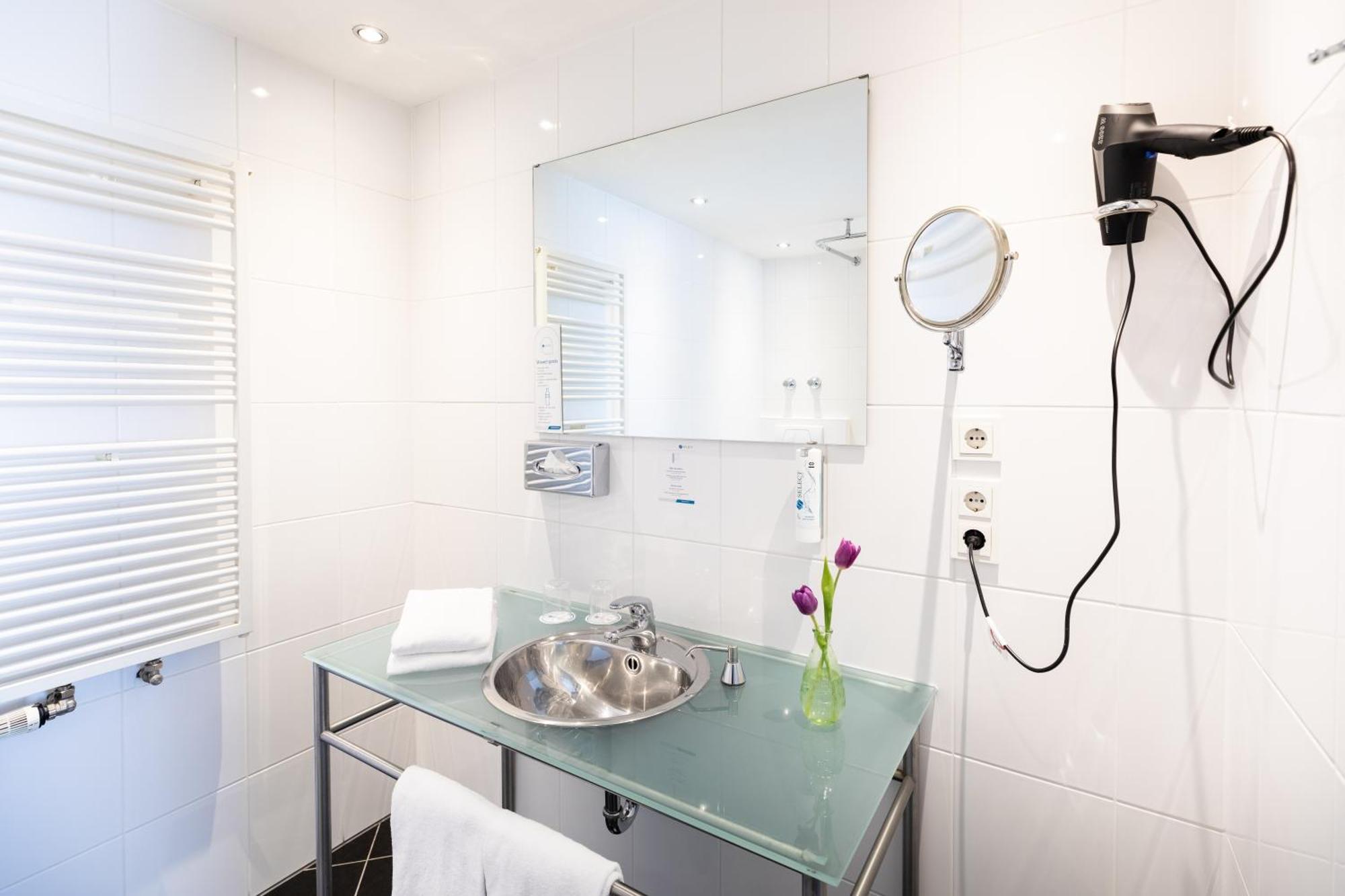 Select Hotel FDH Quarto foto