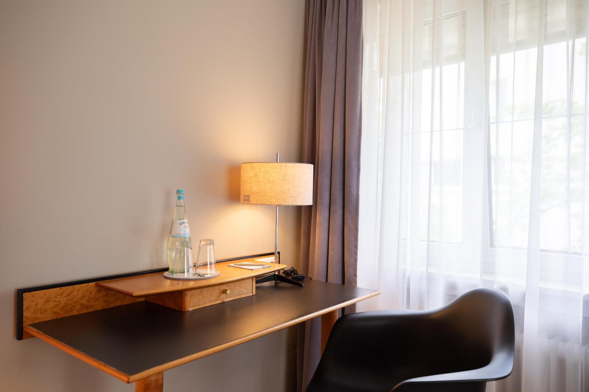 Select Hotel FDH Quarto foto