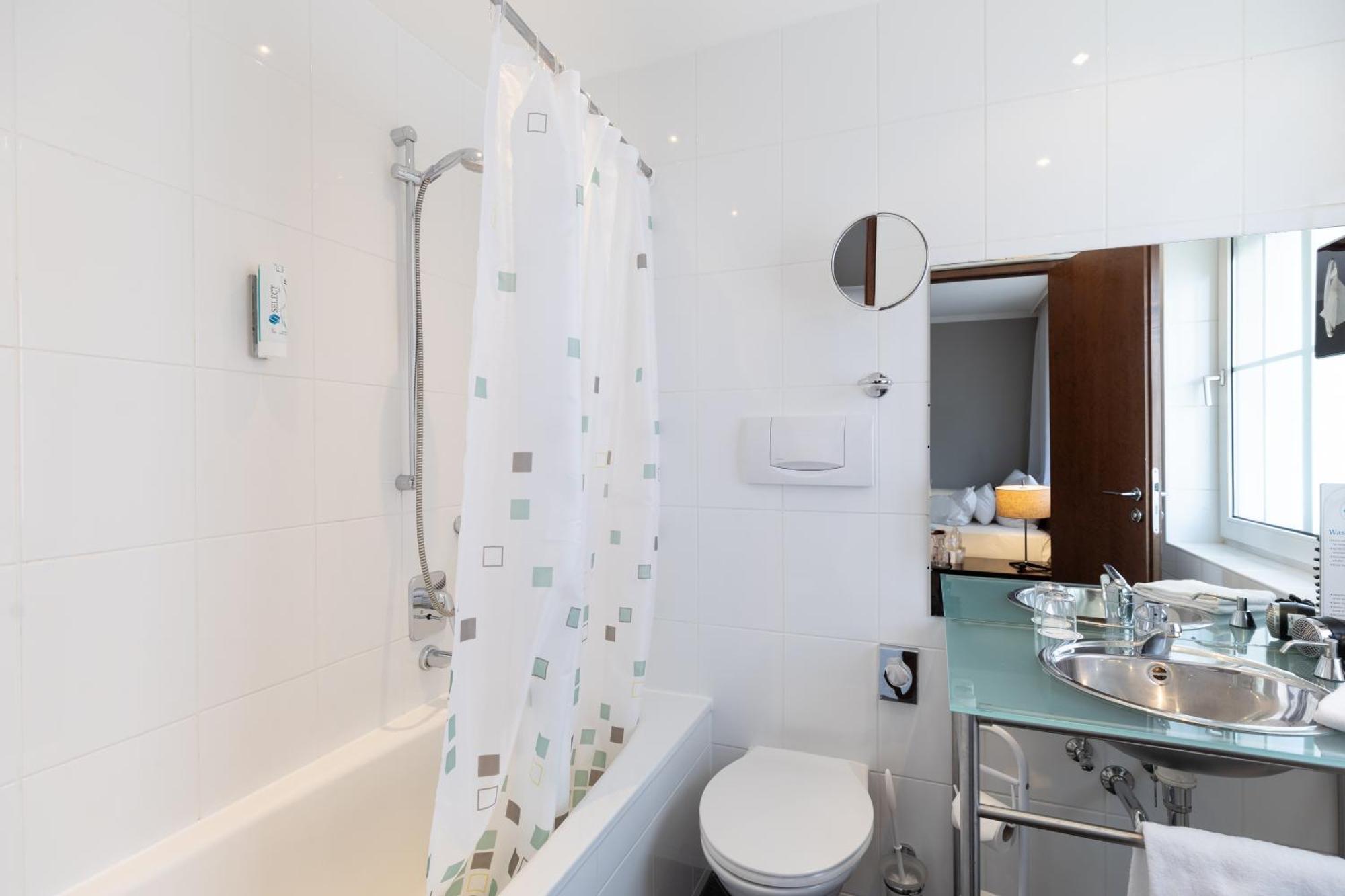 Select Hotel FDH Quarto foto